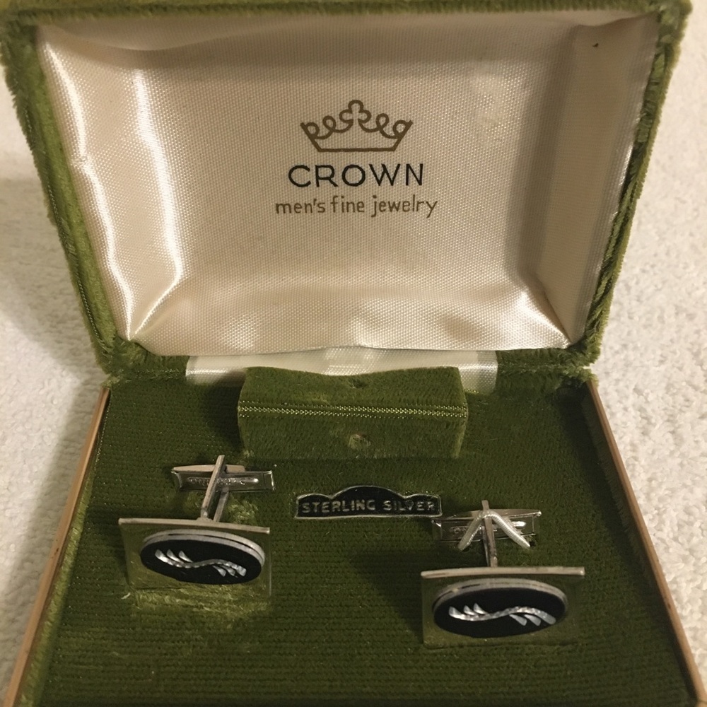 Vintage Crown Mens Fine Jewelry Sterling Silver Cuff Links in Box
